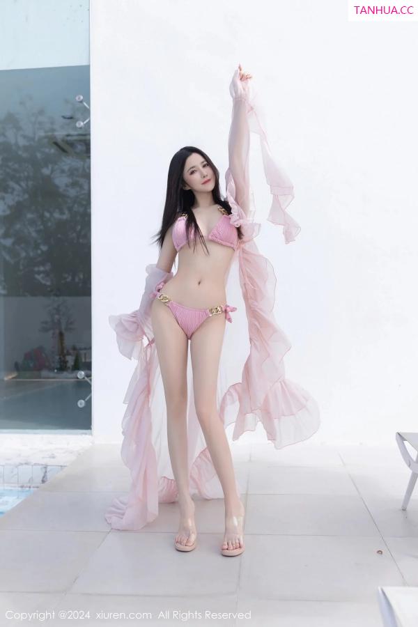 鱼子酱fish  [XiuRen]高清写真图 2024.01.05 No.7920 鱼子酱Fish 比基尼美腿第2张图片